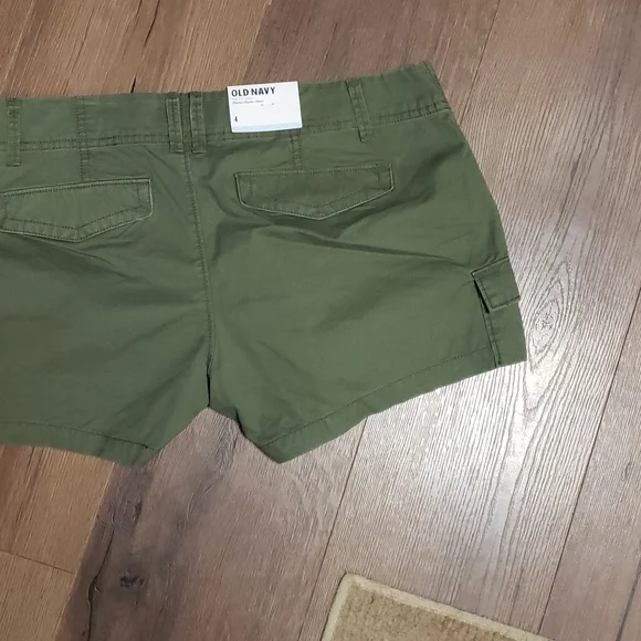 👖OLD NAVY SHORTS 👖 - Picture 6 of 9